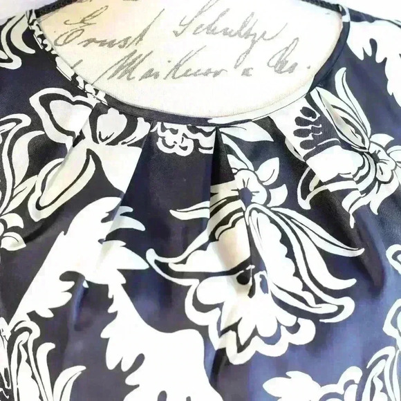 Talbots Size 8 100% silk black/white sleeveless back button blouse - Picture 4 of 11